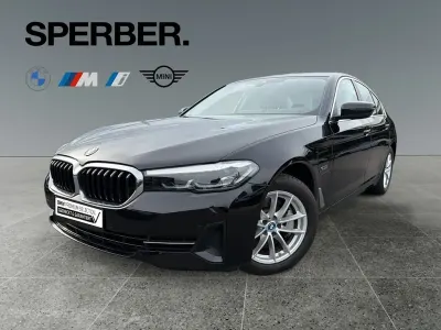 Gebraucht BMW 530e 184 PS (135 kW) 2022 Schwarz Limousine