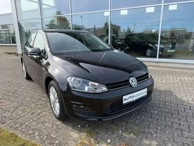 Gebraucht VW Golf VII Cup 105 PS (77 kW) 2014 Deep black perleffekt Kleinwagen