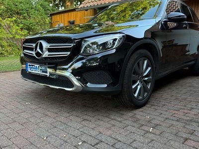 Mercedes GLC220