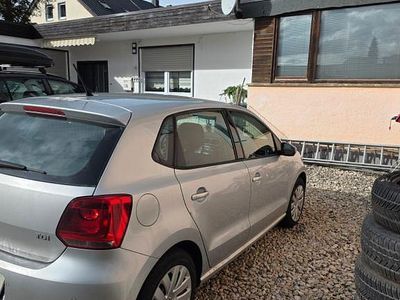 Gebraucht VW Polo 90 PS (66 kW) 2011 Silber Kleinwagen