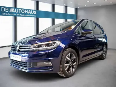 Gebraucht VW Touran Highline 150 PS (110 kW) 2024 Blau Van / Kleinbus