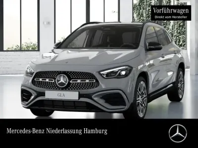Gebraucht Mercedes GLA200 AMG 163 PS (119 kW) 2025 Grau SUV