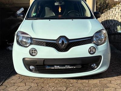 Second-hand Renault Twingo LIMITED 73 CP (53 kW) 2019 Albastru Hatchback