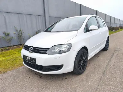Gebraucht VW Golf VI Trendline 102 PS (75 kW) 2009 Weiß Kleinwagen