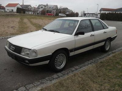 Gebraucht Audi 100 136 PS (100 kW) 1987 Permutteweiß metallic Limousine