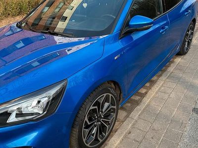 Second-hand Ford Focus ST-Line 180 CP (132 kW) 2021 Albastru Break
