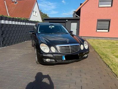 Mercedes E320