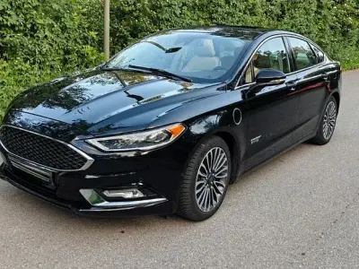 Gebraucht Ford Fusion 262 PS (192 kW) 2017 Schwarz Limousine