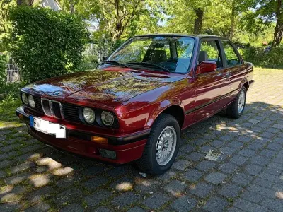 Gebraucht BMW 318 113 PS (83 kW) 1990 Rot Coupé