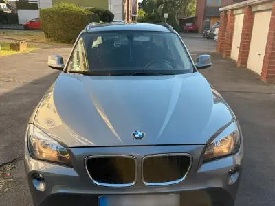 Gebraucht BMW X1 144 PS (105 kW) 2011 Silber SUV