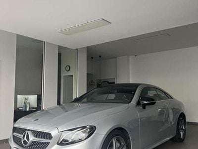 Mercedes E300