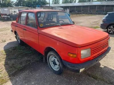 Gebraucht Wartburg 353 50 PS (36 kW) 1988 Rot Limousine