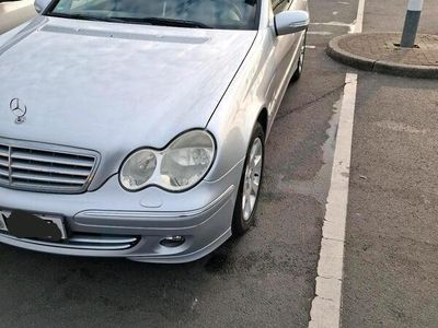 Mercedes C230