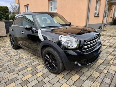 Second-hand Mini Cooper Countryman 122 CP (89 kW) 2016 Negru SUV