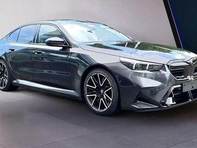Sophistograu brillanteffekt Gebraucht 2025 BMW M5 Sport Line Limousine | 135.125 € (Fairer Preis)