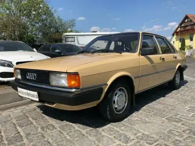 Używany Audi 80 382 KM (280 kW) 1979 Beżowy Sedan/Limuzyna