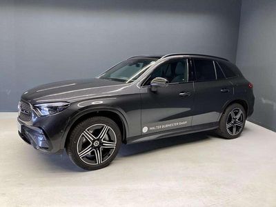 Gebraucht Mercedes GLC300e AMG 333 PS (244 kW) 2024 Grau SUV