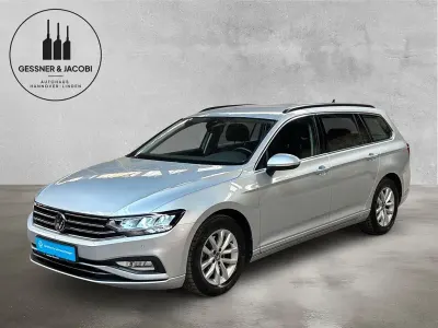 Gebraucht VW Passat Business 150 PS (110 kW) 2023 Gelb Kombi