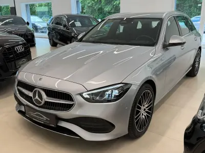 Gebraucht Mercedes C220 Avantgarde 200 PS (147 kW) 2022 Silber Kombi