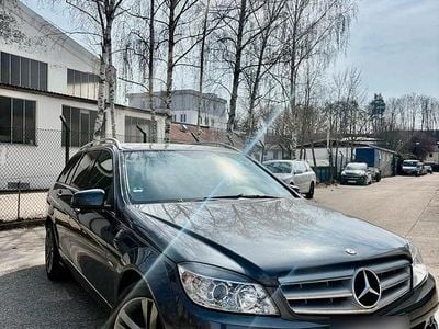 Gebraucht Mercedes C200 136 PS (100 kW) 2011 Grau Kombi