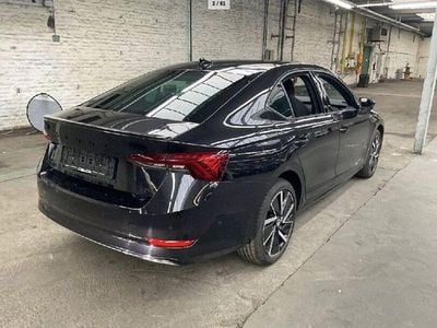 Gebraucht Skoda Octavia SportLine 245 PS (180 kW) 2022 Schwarz Limousine
