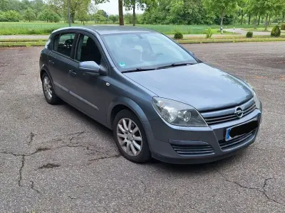 Gebraucht Opel Astra Sport 125 PS (91 kW) 2004 Grau Limousine