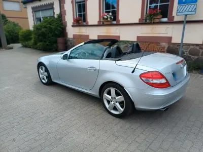 Gebraucht Mercedes SLK280 230 PS (169 kW) 2006 Silber Cabrio