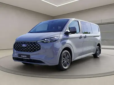 Neu Ford Tourneo Titanium 232 PS (170 kW) 2026 Grau Van / Kleinbus
