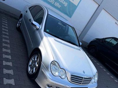 Mercedes C180