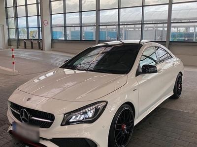 Usata Mercedes CLA250 AMG line 218 CV (160 kW) 2018 Bianco Berlina