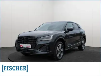 Neu Audi Q2 Advanced 150 PS (110 kW) 2026 Grau SUV