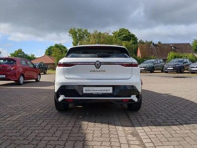 Second-hand Renault Megane E-Tech Equilibre 96 kW (131 CP) 2022 Alb Berlinǎ