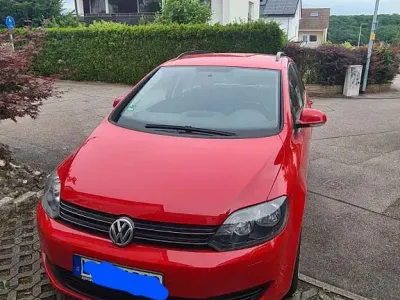 Gebraucht VW Golf Plus Cross Team 122 PS (89 kW) 2009 Rot Van / Kleinbus