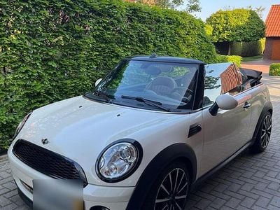 Begagnad Mini Cooper Cabriolet 120 HK (88 kW) 2009 Beige Cab