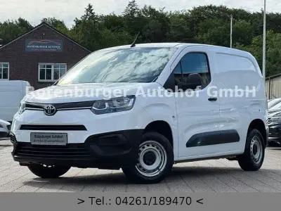 Gebraucht Toyota Proace City City 75 PS (55 kW) 2021 Weiß Van / Kleinbus