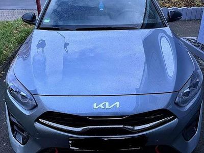 Usata Kia ProCeed Silver 204 CV (150 kW) 2022 Argento Station wagon