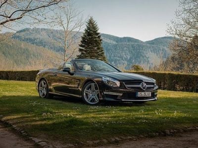 Second-hand Mercedes SL63 AMG AMG 585 CP (430 kW) 2016 Negru Cabrio