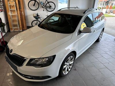 gebraucht Skoda Superb 2.0 TDI 125 Green t DSG 4x4 Eleg. Com...