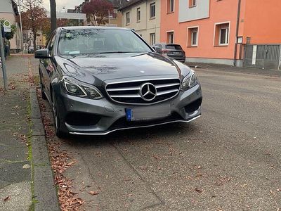 Gebraucht Mercedes E220 AMG 170 PS (125 kW) 2016 Silber Limousine
