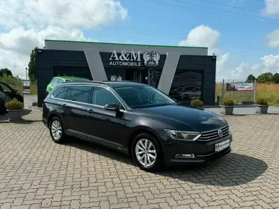 Gebraucht VW Passat Comfortline 150 PS (110 kW) 2018 Grau Kombi