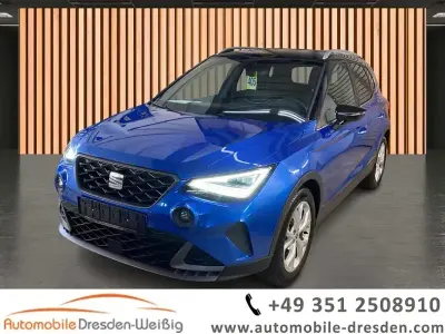 Używany Seat Arona FR 95 KM (69 kW) 2025 Niebieski SUV