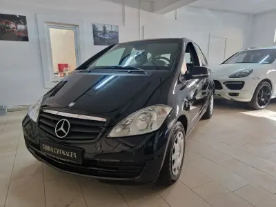 Gebraucht Mercedes A160 95 PS (69 kW) 2010 Schwarz Van / Kleinbus