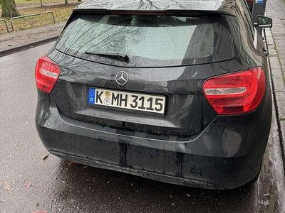 Gebraucht Mercedes A200 Urban 156 PS (114 kW) 2014 Limousine