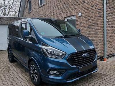 Blau Gebraucht 2019 Ford Tourneo Sport Van / Kleinbus | 35.500 € (Teuer)