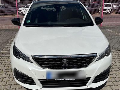 Weiß Gebraucht 2017 Peugeot 308 GT-line Kombi | 8.750 € (Etwas zu teuer)