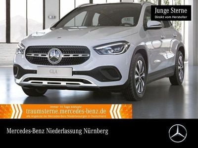 Gebraucht Mercedes GLA200 Style 163 PS (119 kW) 2022 Weiß SUV