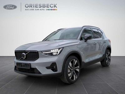 Neu Volvo XC40 Business Edition 197 PS (144 kW) 2025 Grau SUV