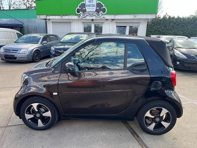 Second-hand Smart ForTwo Cabrio Basis 71 CP (52 kW) 2019 Negru Cabrio