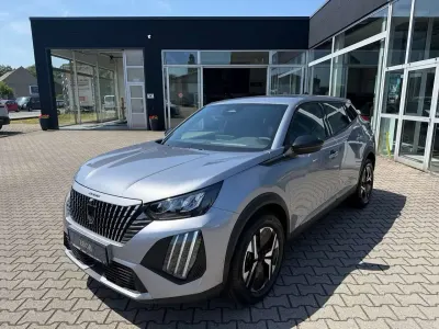 Neu Peugeot 2008 Allure 145 PS (106 kW) 2026 Lack grau artense/typ aussenve SUV