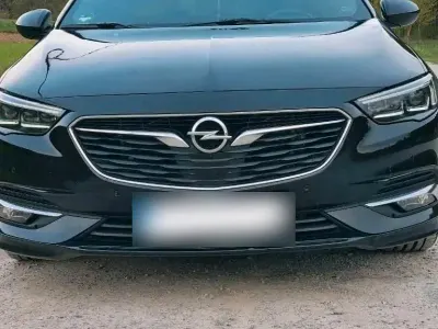 Gebraucht Opel Insignia 170 PS (125 kW) 2018 Schwarz Limousine